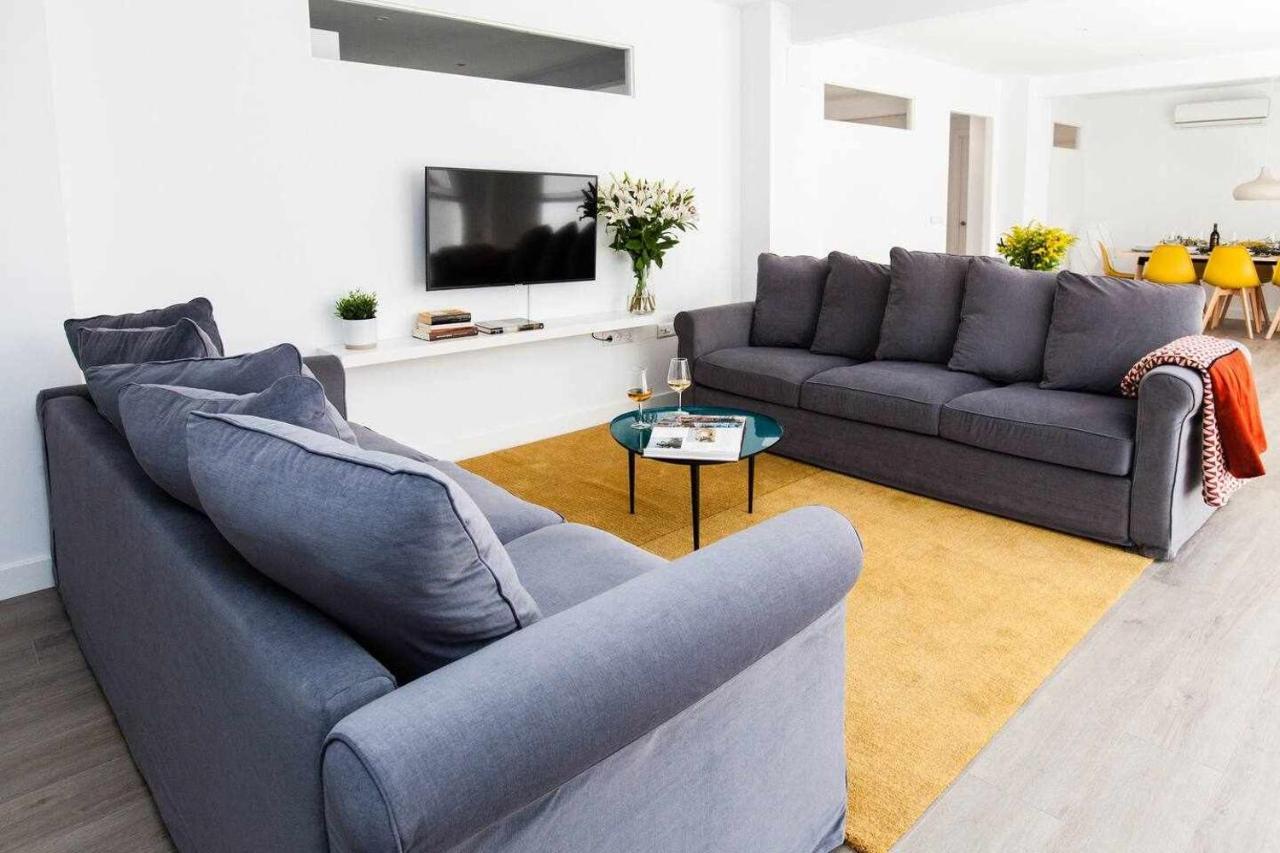 Isg Apartments Downtown Family Haven Free Parking Spot Sevilla Bagian luar foto