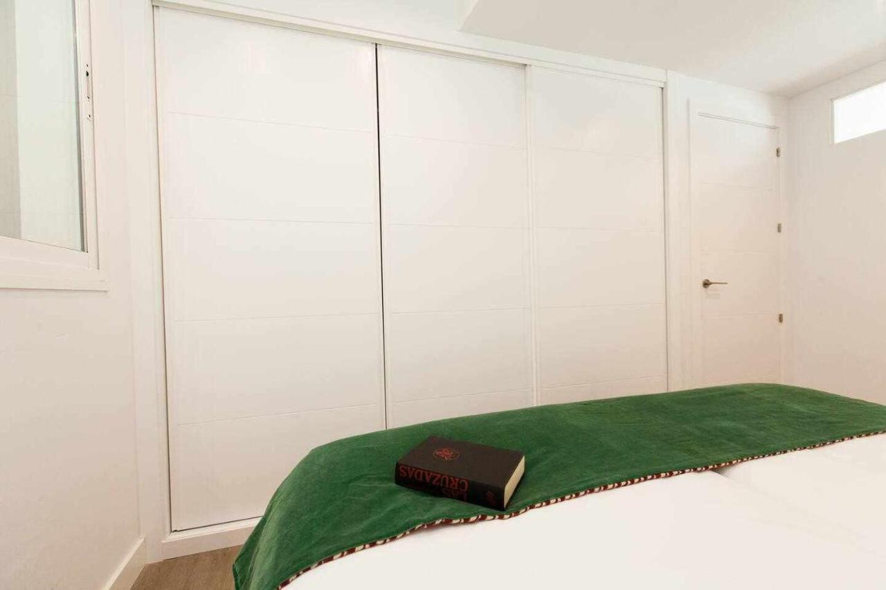 Isg Apartments Downtown Family Haven Free Parking Spot Sevilla Bagian luar foto